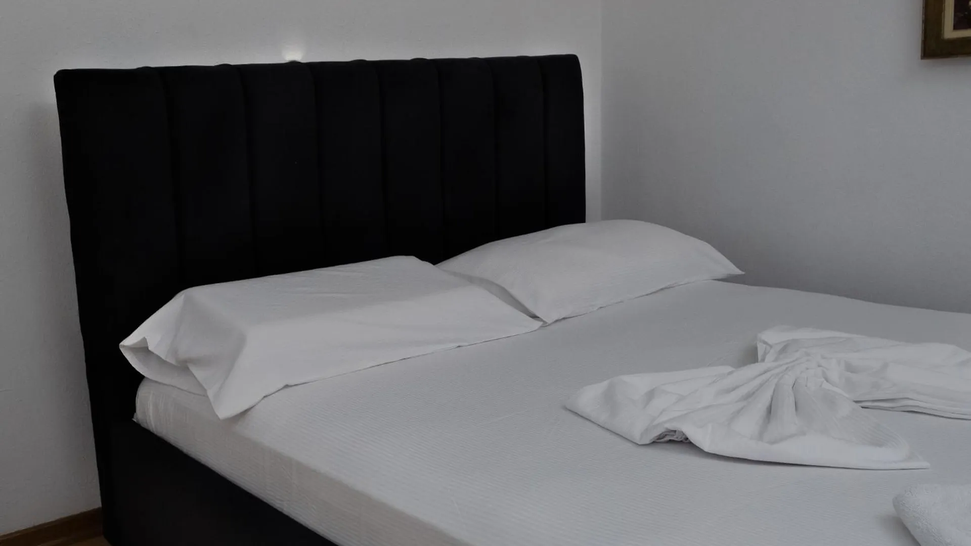 Gasthof Albjona Guesthouse Tirana